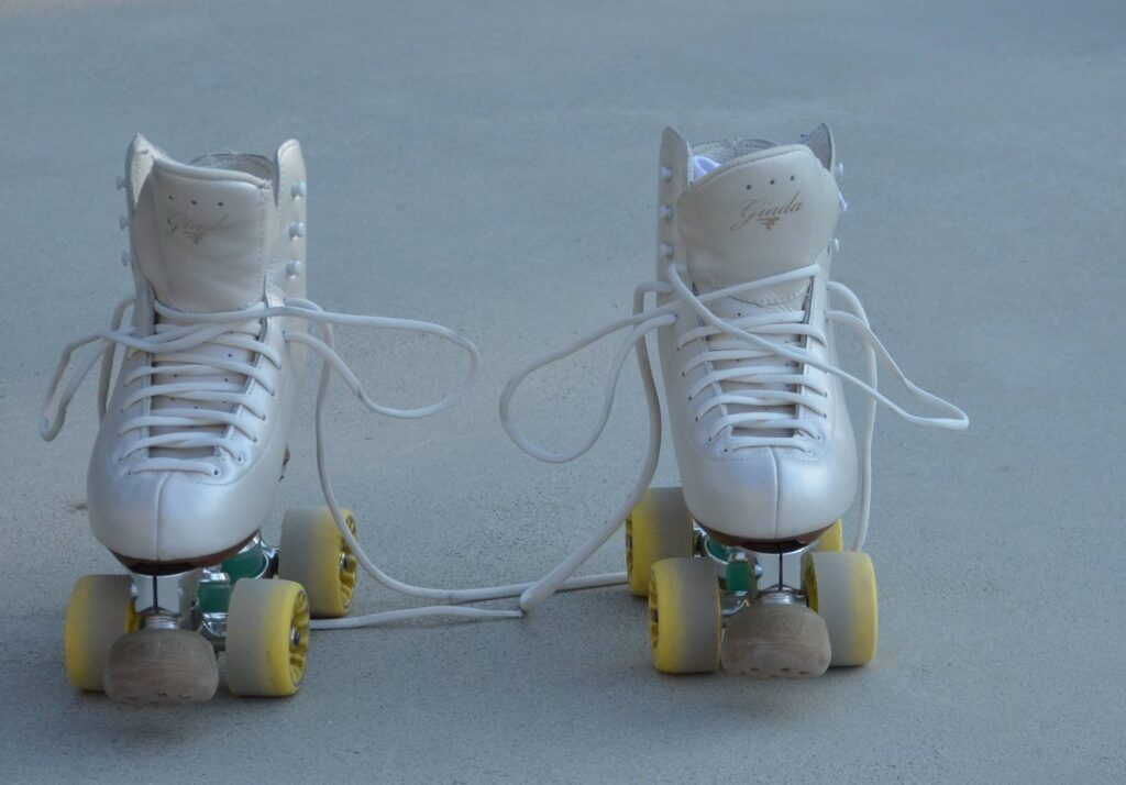 zwei Rollschuhe
